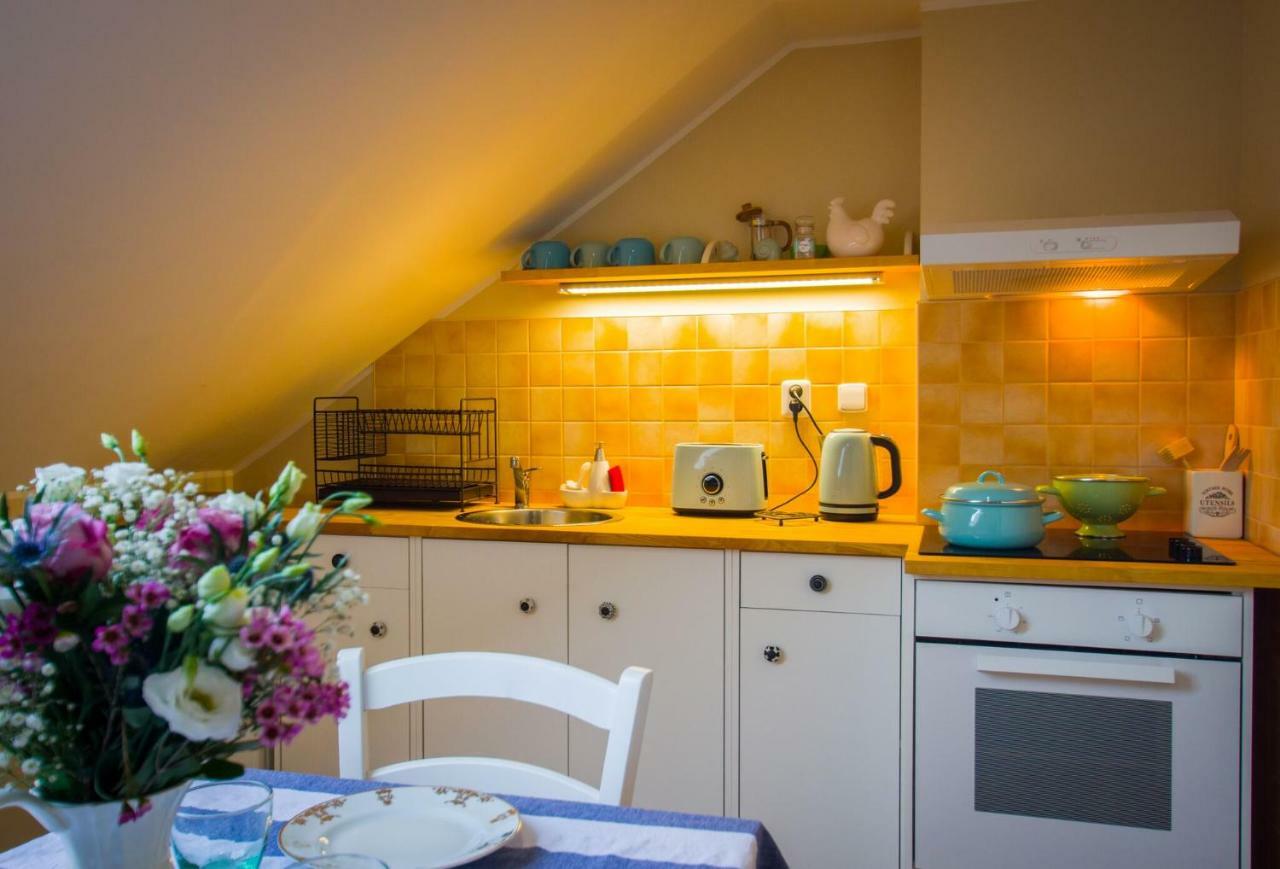 Apartman U Mluvicich Kamenu Stare Krecany Exterior foto